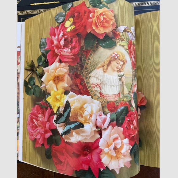 A Victorian Scrapbook Cynthia Hart Book - Picture 5 of 9